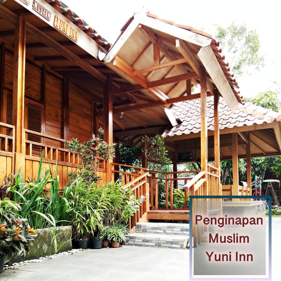 Penginapan Muslim Yuni Inn بوكور المظهر الخارجي الصورة